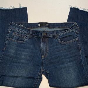 Kut from the Kloth women’s Dark Blue  Jeans Catherine’s boyfriend size 10